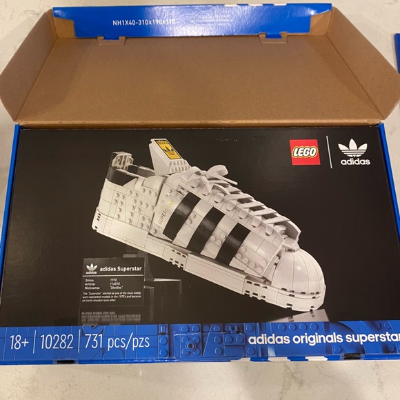 RETIRED LEGO 10282 ADIDAS ORIGINALS SUPERSTAR SNEAKER - Picture 10 of 14